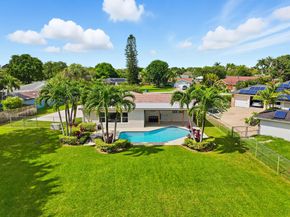 166 Alcazar Street, Royal Palm Beach FL 33411