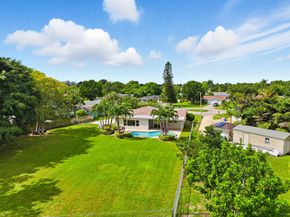 166 Alcazar Street, Royal Palm Beach FL 33411