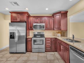 5160 SW 18th Ct, Plantation FL 33317