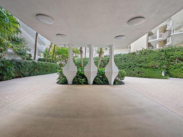 300 S Ocean Boulevard 2e, Palm Beach FL 33480