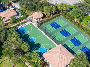 932 Mill Creek Drive, Palm Beach Gardens FL 33410