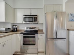 298 SE 6th Avenue 6, Pompano Beach FL 33060