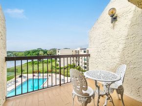 364 Golfview Road 506, North Palm Beach FL 33408