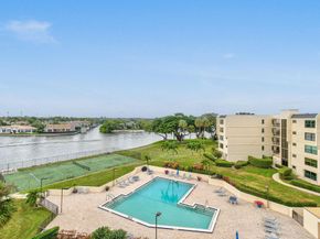 364 Golfview Road 506, North Palm Beach FL 33408