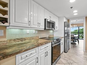 364 Golfview Road 506, North Palm Beach FL 33408