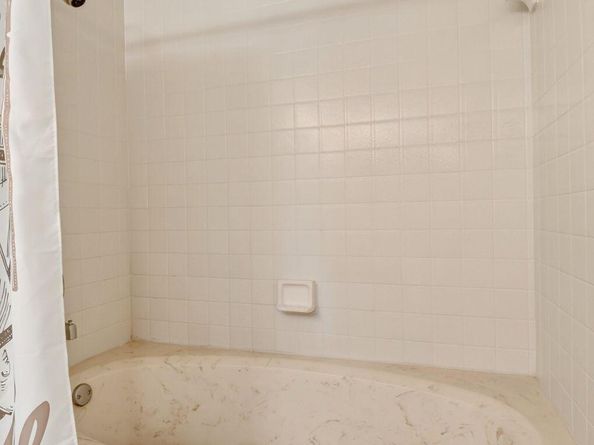 5785 Fairway Park Court 204, Boynton Beach FL 33437