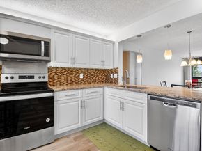 5785 Fairway Park Court 204, Boynton Beach FL 33437