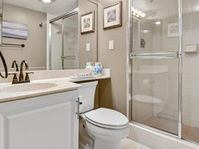 5785 Fairway Park Court 204, Boynton Beach FL 33437