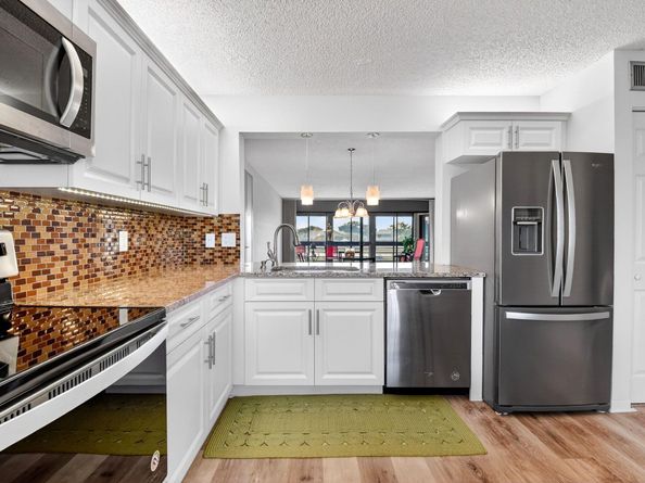 5785 Fairway Park Court 204, Boynton Beach FL 33437