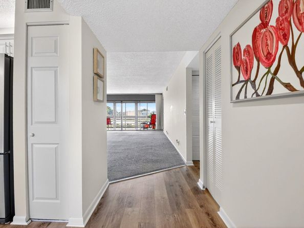 5785 Fairway Park Court 204, Boynton Beach FL 33437