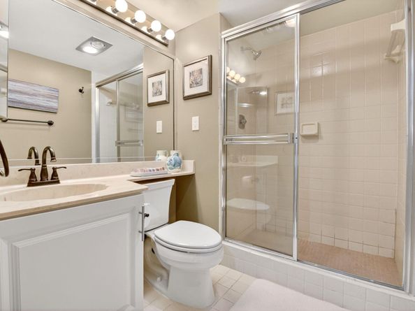 5785 Fairway Park Court 204, Boynton Beach FL 33437