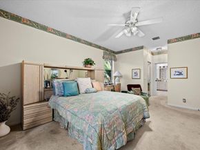 180 Egret Circle, Greenacres FL 33413