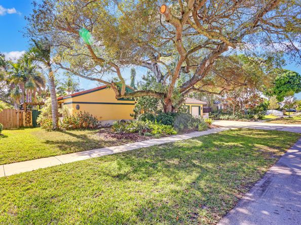 1440 SW 20th Street, Boca Raton FL 33486