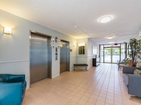 401 Lake Shore Drive 406, Lake Park FL 33403