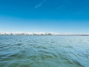 401 Lake Shore Drive 406, Lake Park FL 33403