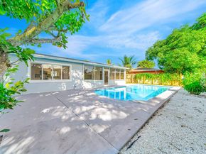 6812 Rio Pinar, North Lauderdale FL 33068