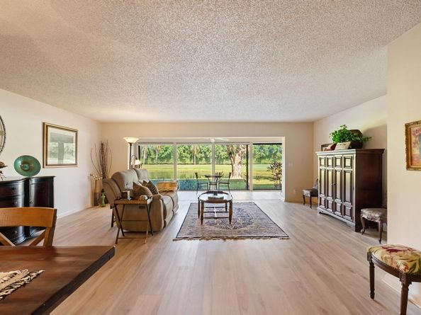 6432 Aspen Glen Circle, Boynton Beach FL 33437