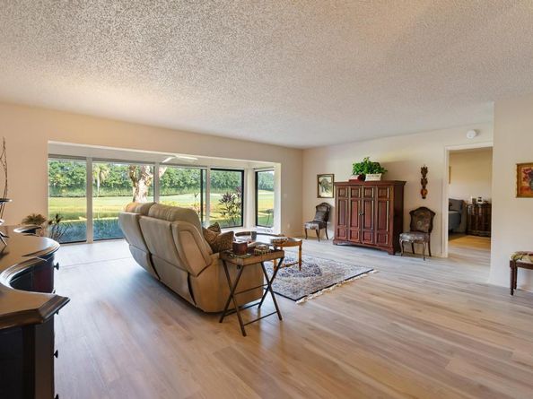 6432 Aspen Glen Circle, Boynton Beach FL 33437