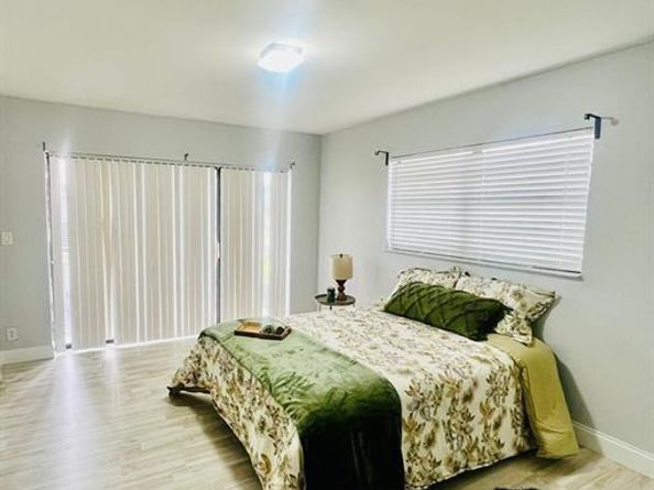 11596 NW 45th St 4, Coral Springs FL 33065