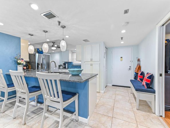 198 NW 67th Street 207, Boca Raton FL 33487