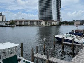 1865 S Ocean Dr 17H, Hallandale Beach FL 33009