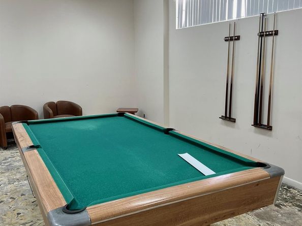 1865 S Ocean Dr 17H, Hallandale Beach FL 33009