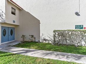 1428 SE 4th Avenue 215, Deerfield Beach FL 33441