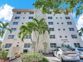 1830 Dixieanna Street 506, Hollywood FL 33020