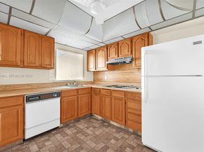 1830 Dixieanna Street 506, Hollywood FL 33020
