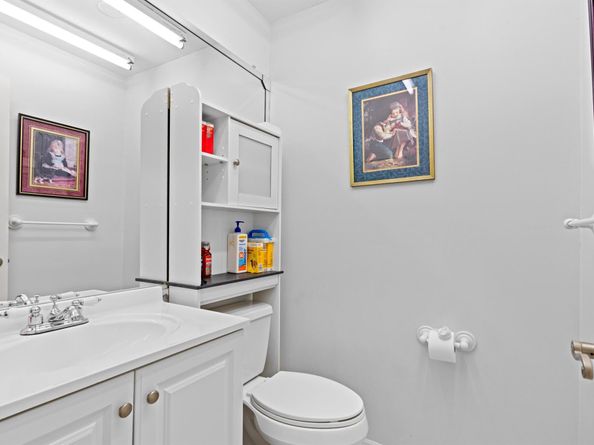 323 Seville N, Delray Beach FL 33446