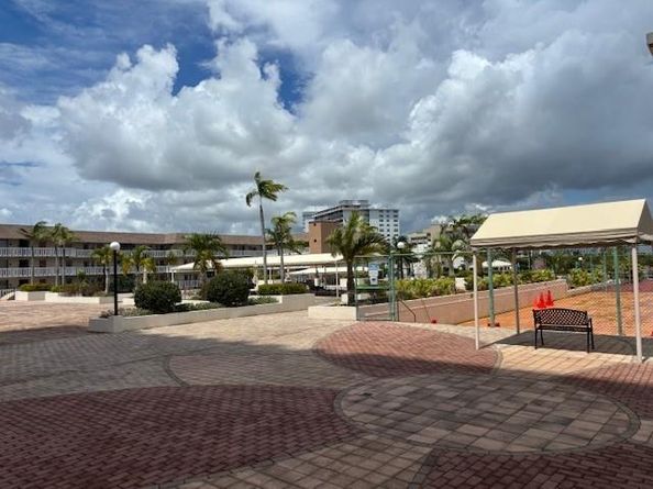 1865 S Ocean Dr 11N, Hallandale Beach FL 33009