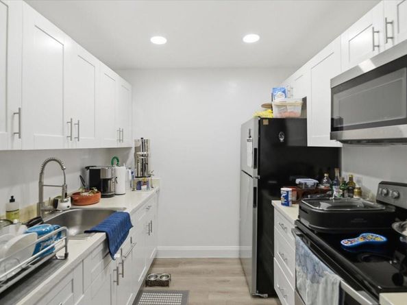 13300 SW 1st St 206o, Pembroke Pines FL 33027