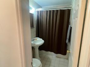 2215 NW 9th Ct, Fort Lauderdale FL 33311
