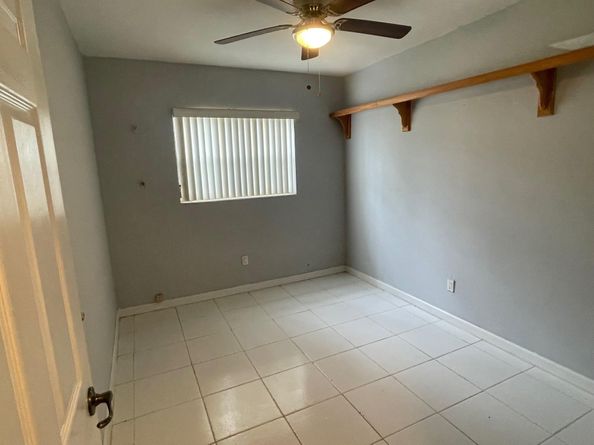 2215 NW 9th Ct, Fort Lauderdale FL 33311
