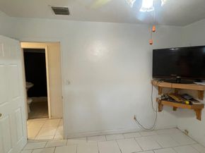2215 NW 9th Ct, Fort Lauderdale FL 33311
