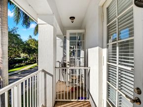 1465 Via De Pepi, Boynton Beach FL 33426