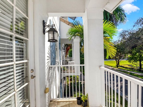 1465 Via De Pepi, Boynton Beach FL 33426