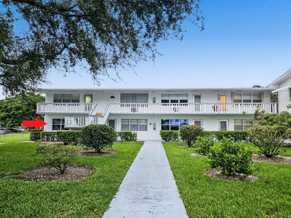 263 Windsor L, West Palm Beach FL 33417
