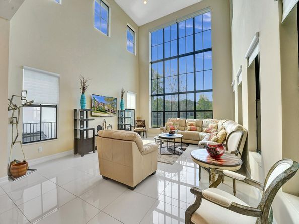 9345 Carrington Ave, Parkland FL 33076