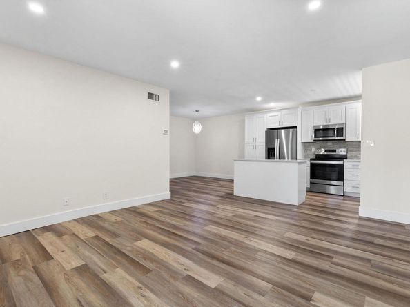 8406 W Sample Road 226, Coral Springs FL 33065