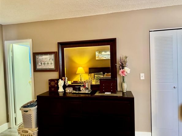 1800 N Lauderdale Ave 1307, North Lauderdale FL 33068