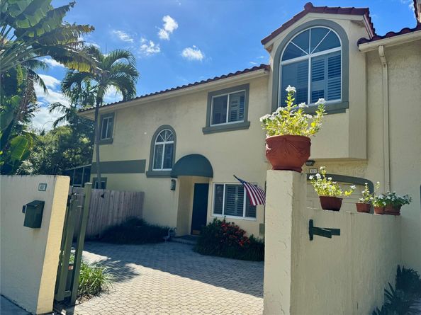 101 NE 14th Ave 101, Fort Lauderdale FL 33301