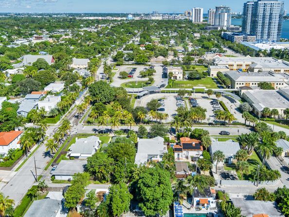 438 38th Street, West Palm Beach FL 33407