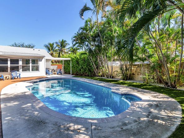 438 38th Street, West Palm Beach FL 33407