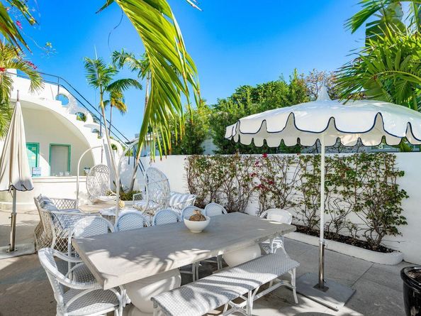 162 Peruvian Avenue, Palm Beach FL 33480