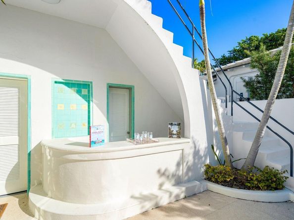 162 Peruvian Avenue, Palm Beach FL 33480