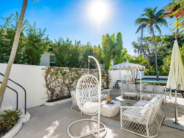 162 Peruvian Avenue, Palm Beach FL 33480