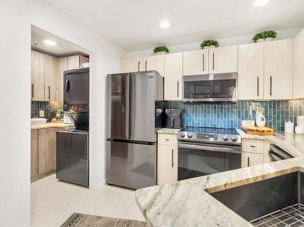 1805 N Flagler Drive 103, West Palm Beach FL 33407