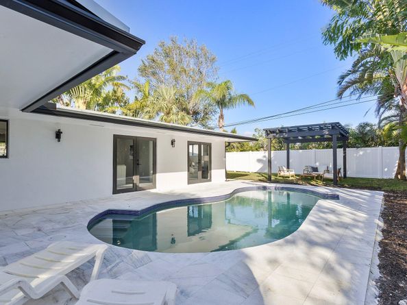 200 SW 12th Street, Boca Raton FL 33432
