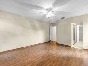 10971 Lake Front Pl 10971, Boca Raton FL 33498